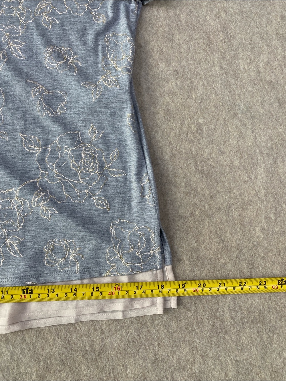 WHBM NWT Glitter Floral Layered V Neck Tee Gray XS - Picture 8 of 11